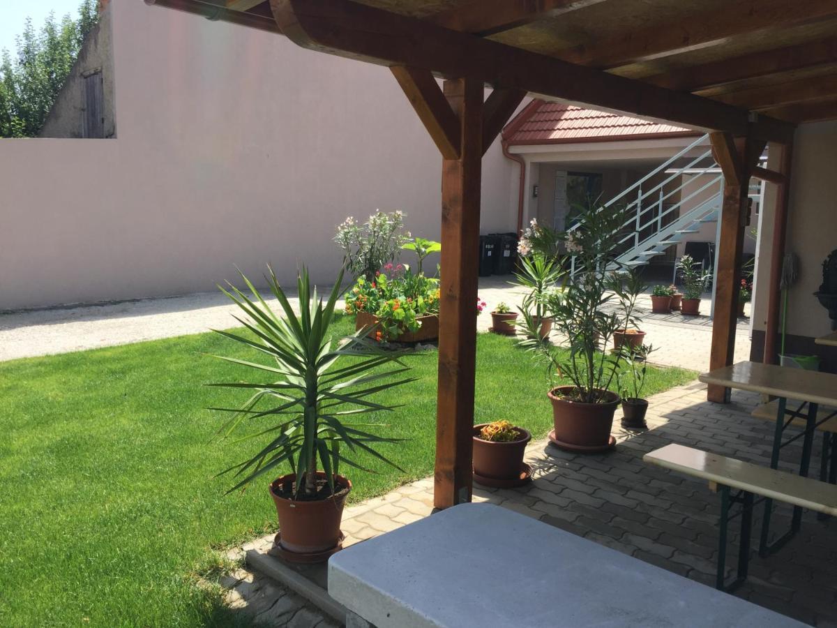 Sunny Apartman Štúrovo 외부 사진