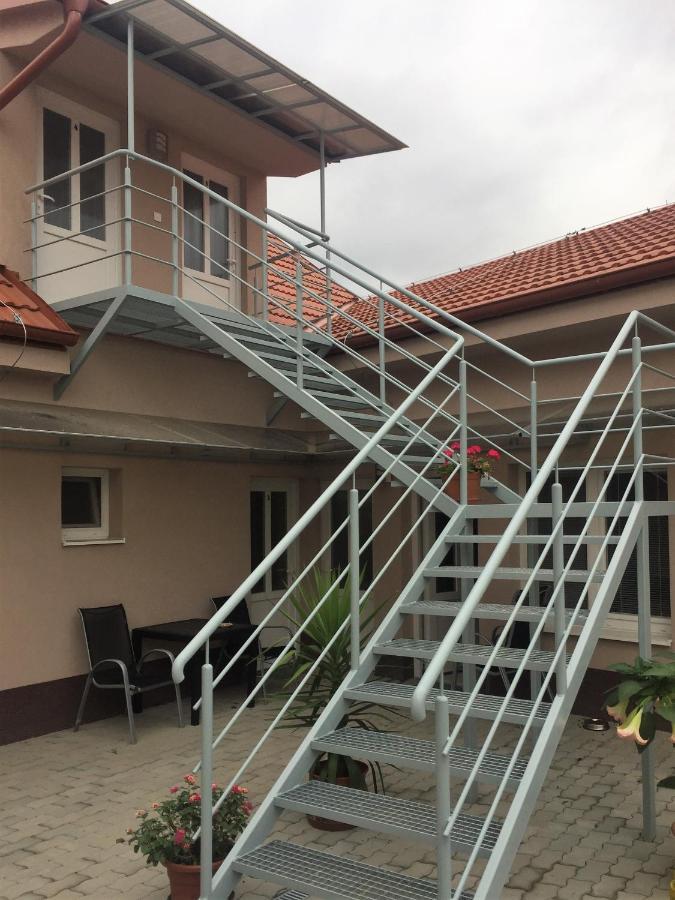 Sunny Apartman Štúrovo 외부 사진