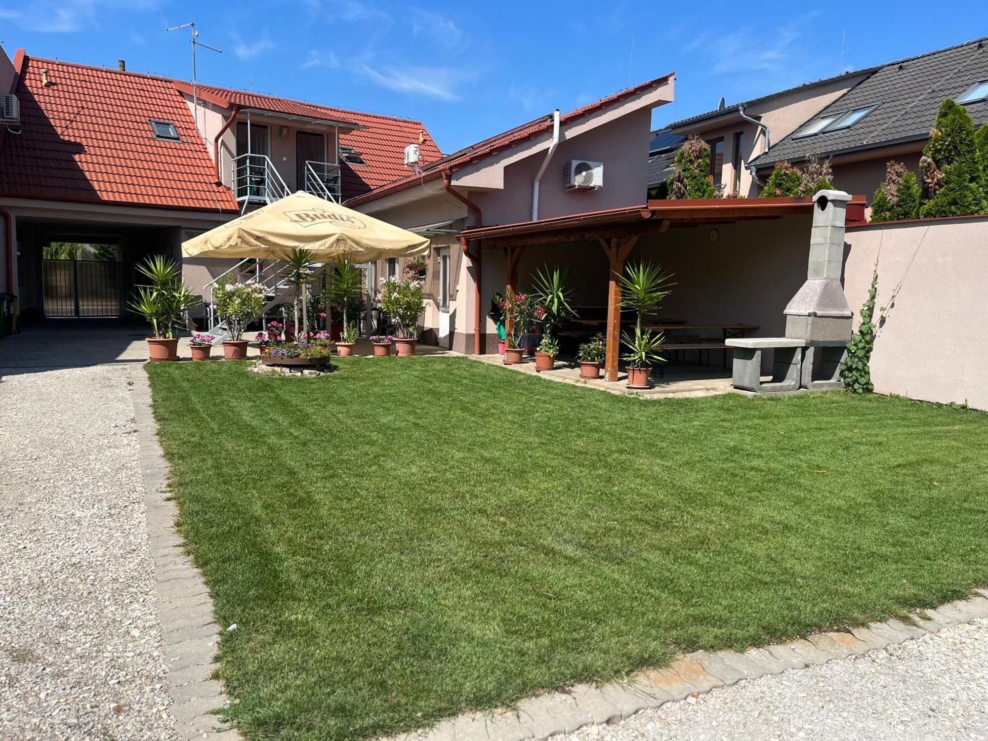Sunny Apartman Štúrovo 외부 사진